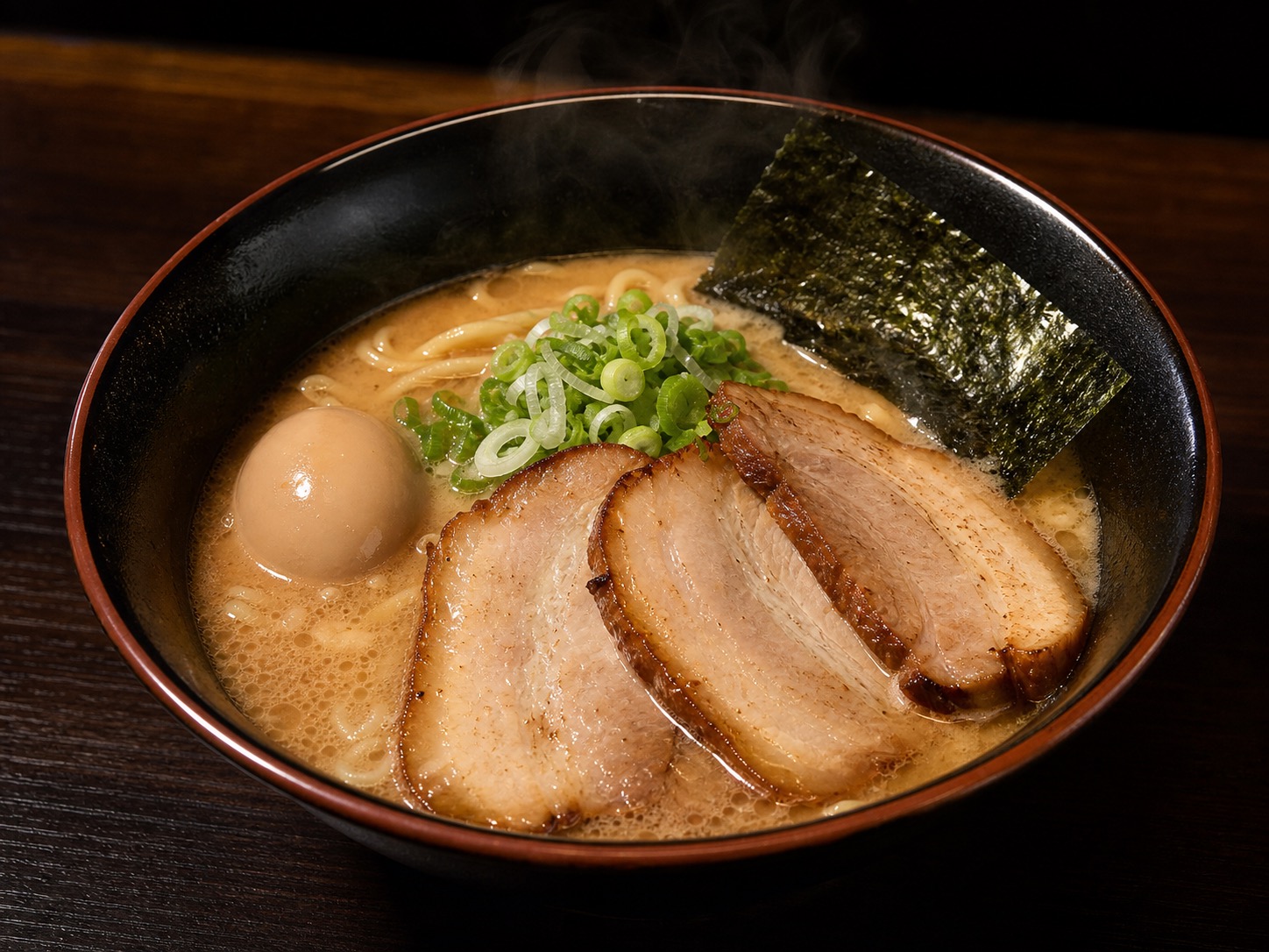 濃厚豚骨醤油ラーメン
