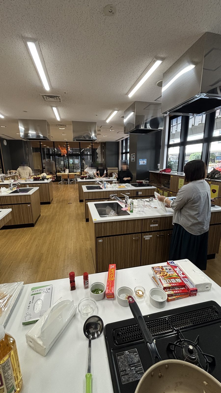 まちなかキッチンでの調理風景